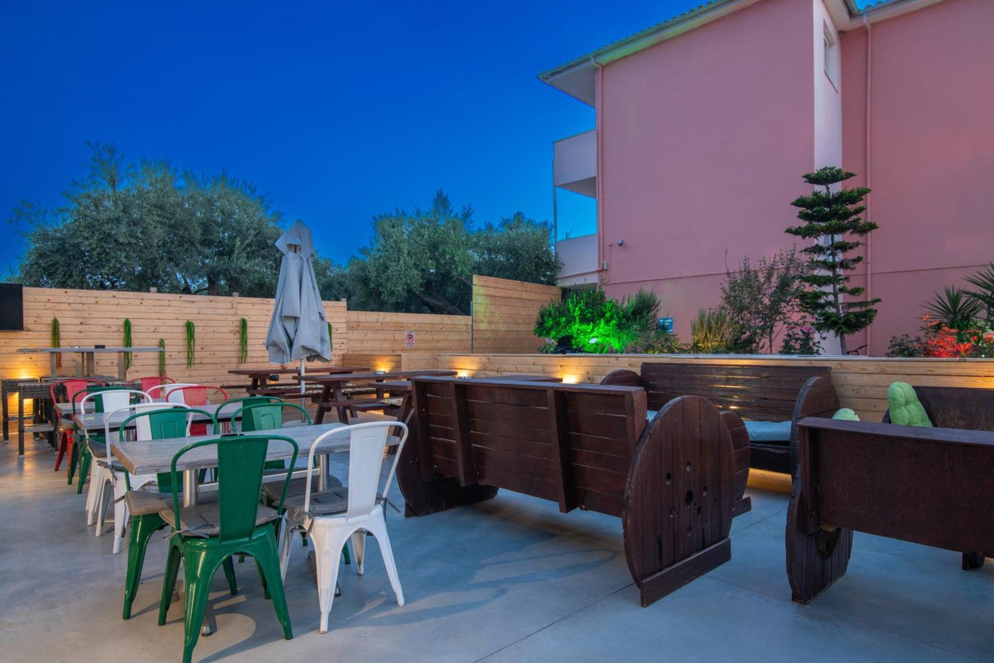 Savvas Hotel (Adults Only) Лаганас Екстериор снимка