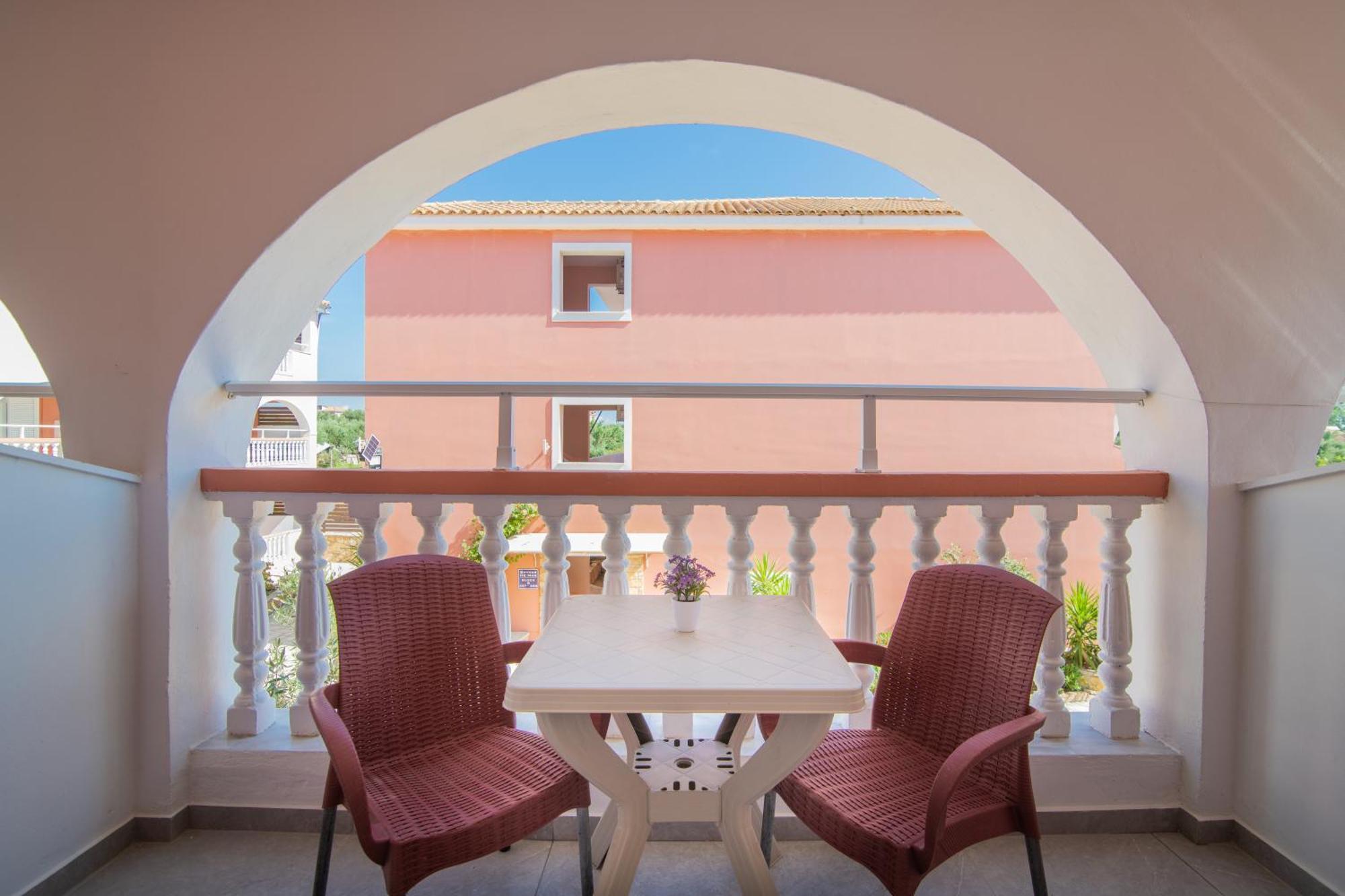 Savvas Hotel (Adults Only) Лаганас Екстериор снимка