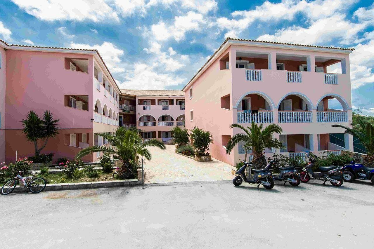 Savvas Hotel (Adults Only) Лаганас Екстериор снимка